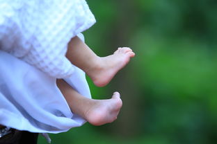 找人代生孩子肠炎是一种常见的儿科疾病，主要症状包括腹泻、腹痛、发热等。对于找人代生孩子肠炎的治疗，药物治疗是其中的一部分，但必须在医生的指导下进行。下面将介绍找人代生孩子肠炎常用的药物